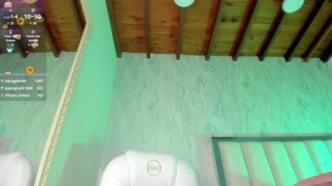 Holly online show from 01/17/25, 05:00