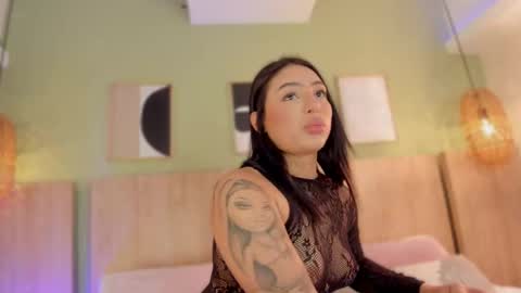 Holly online show from 02/19/26, 11:17