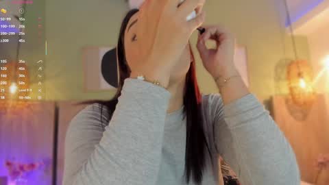 Holly online show from 05/14/26, 11:17