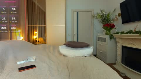 Snapshot of oh_julie chatting on 03/27/26, 08:26 Julie online show from 03/27/26, 08:26