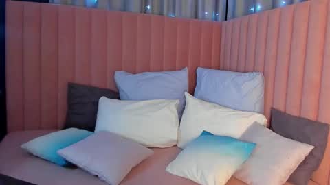 oh_kate_ online show from 02/21/26, 02:12