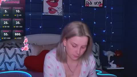 Snapshot of oh_my_julia chatting on 05/19/26, 02:18 oh_my_julia online show from 05/19/26, 02:18