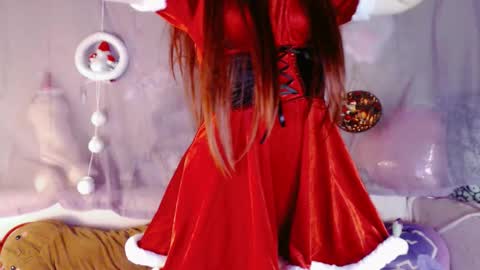 Snapshot of oh_pichuu chatting on 12/20/25, 09:22 Milly online show from 12/20/25, 09:22