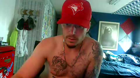 Snapshot of oh_you_know69 chatting on 04/28/26, 07:52 who dares toss me some tips lets have fun online show from 04/28/26, 07:52