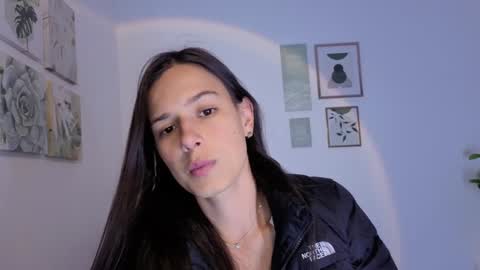 Snapshot of ohanna_ chatting on 10/03/25, 10:18 ohanna_ online show from 10/03/25, 10:18