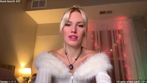 Snapshot of ohbabykelly chatting on 12/18/25, 01:22 Kelly online show from 12/18/25, 01:22