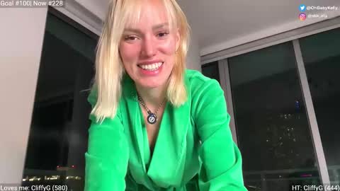 Snapshot of ohbabykelly chatting on 02/11/26, 01:10 Kelly online show from 02/11/26, 01:10