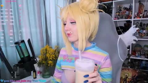 Snapshot of ohclementinee chatting on 03/06/26, 08:44 Clementine Clem online show from 03/06/26, 08:44