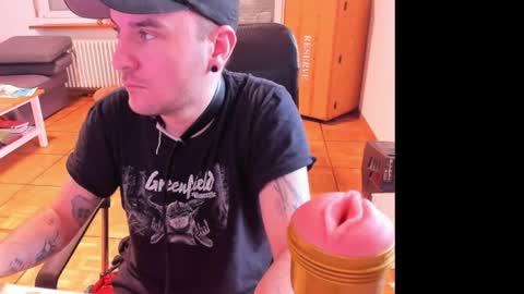 Chris online show from 05/11/26, 06:19