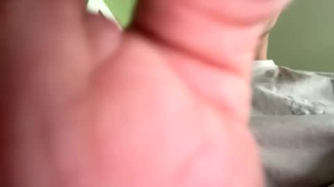 Snapshot of ohja87 chatting on 02/15/25, 01:05 ohja87 online show from 02/15/25, 01:05