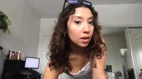 ohmillieevanillie online show from 06/19/26, 04:55