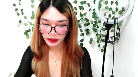 ohmyalessandraxcx online show from 11/06/25, 09:48