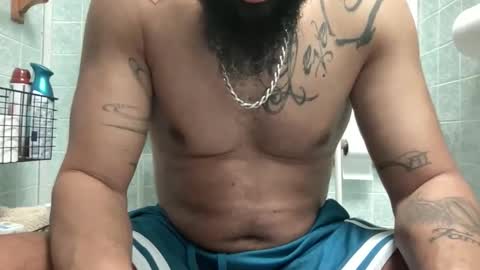 Snapshot of ohmygoddaddy chatting on 04/14/26, 11:49 ohmygoddaddy online show from 04/14/26, 11:49