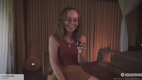 Snapshot of ohmymojo chatting on 03/31/26, 02:24 Mo online show from 03/31/26, 02:24