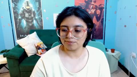 Snapshot of ohmysqueak chatting on 05/21/26, 11:39 ohmysqueak online show from 05/21/26, 11:39