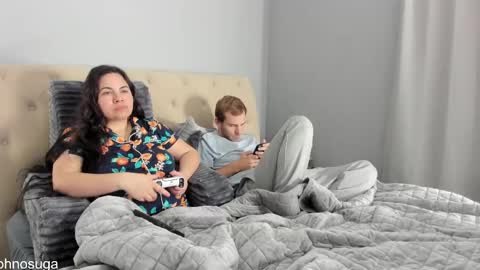 Snapshot of ohnosuga chatting on 04/19/26, 05:45 ohnosuga online show from 04/19/26, 05:45