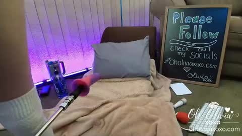 oholiviaxoxo online show from 02/19/26, 01:07