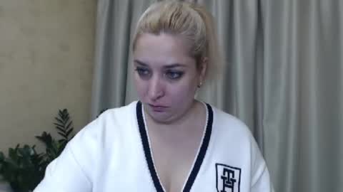 Snapshot of ohsweetiren chatting on 12/03/24, 07:21 Iren online show from 12/03/24, 07:21