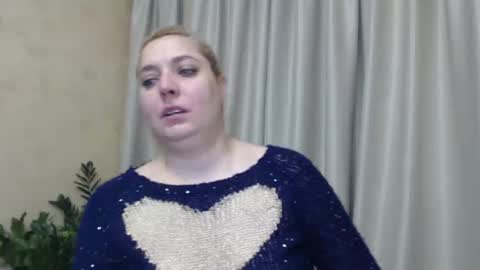 Snapshot of ohsweetiren chatting on 12/08/24, 07:15 Iren online show from 12/08/24, 07:15