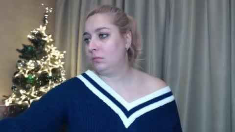 Snapshot of ohsweetiren chatting on 12/29/24, 10:12 Iren online show from 12/29/24, 10:12