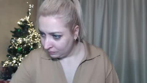 Snapshot of ohsweetiren chatting on 01/09/25, 07:10 Iren online show from 01/09/25, 07:10