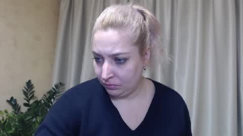 Snapshot of ohsweetiren chatting on 02/06/25, 07:13 Iren online show from 02/06/25, 07:13