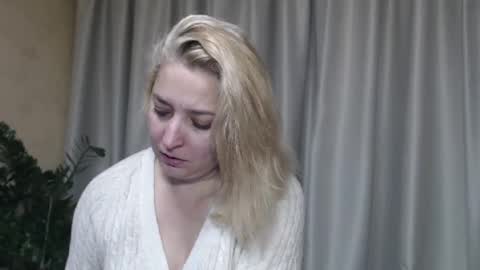 Snapshot of ohsweetiren chatting on 10/10/25, 07:51 Iren online show from 10/10/25, 07:51