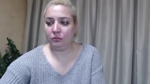 Iren online show from 11/06/25, 07:42