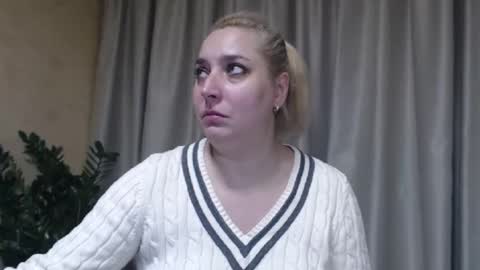 Iren online show from 11/23/25, 06:46