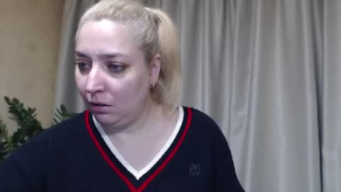 Iren online show from 11/30/25, 07:12