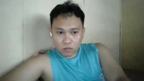 Snapshot of ohyeah006 chatting on 12/21/25, 06:31 ohyeah006 online show from 12/21/25, 06:31