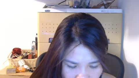 Snapshot of oinjer09 chatting on 06/12/26, 06:29 oinjer09 online show from 06/12/26, 06:29