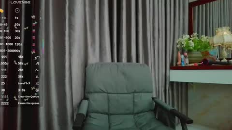 Snapshot of oirun_ chatting on 02/02/25, 08:19 Taiyu Yoshiwara online show from 02/02/25, 08:19