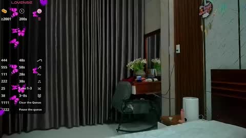 Snapshot of oirun_ chatting on 02/17/25, 02:26 Taiyu Yoshiwara online show from 02/17/25, 02:26