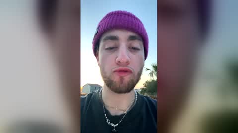 W online show from 03/31/26, 11:49