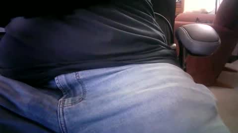 Snapshot of okiehard1 chatting on 10/27/25, 07:07 okiehard1 online show from 10/27/25, 07:07