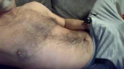 Snapshot of oktobus74 chatting on 10/20/25, 04:29 oktobus74 online show from 10/20/25, 04:29