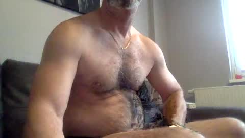 Snapshot of oktobus74 chatting on 07/22/26, 12:52 oktobus74 online show from 07/22/26, 12:52
