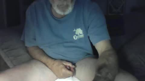Snapshot of old_bald63 chatting on 04/05/26, 11:46 old_bald63 online show from 04/05/26, 11:46
