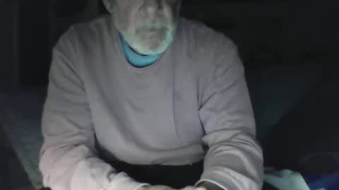 Snapshot of old_bald63 chatting on 04/18/26, 08:29 old_bald63 online show from 04/18/26, 08:29
