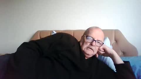 old_fkr online show from 02/04/25, 05:01