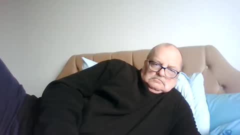 old_fkr online show from 02/10/25, 12:29