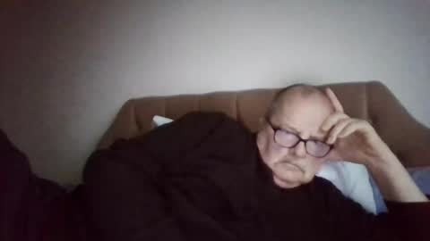 old_fkr online show from 02/10/25, 04:47