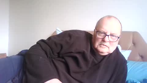 old_fkr online show from 02/19/25, 11:49