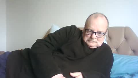 old_fkr online show from 02/26/25, 10:04