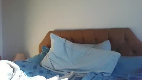 old_fkr online show from 02/28/25, 01:47