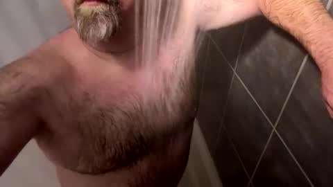 Snapshot of oldbones2 chatting on 11/05/25, 02:00 oldbones2 online show from 11/05/25, 02:00