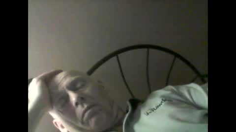 oldbuthorny62 online show from 01/18/25, 04:48