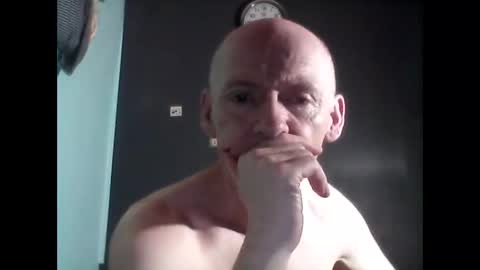 oldbuthorny62 online show from 03/03/25, 01:53