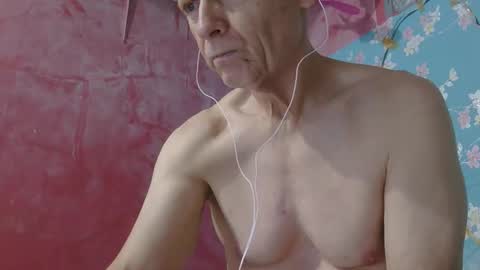 oldbuthorny62 online show from 04/06/26, 07:31